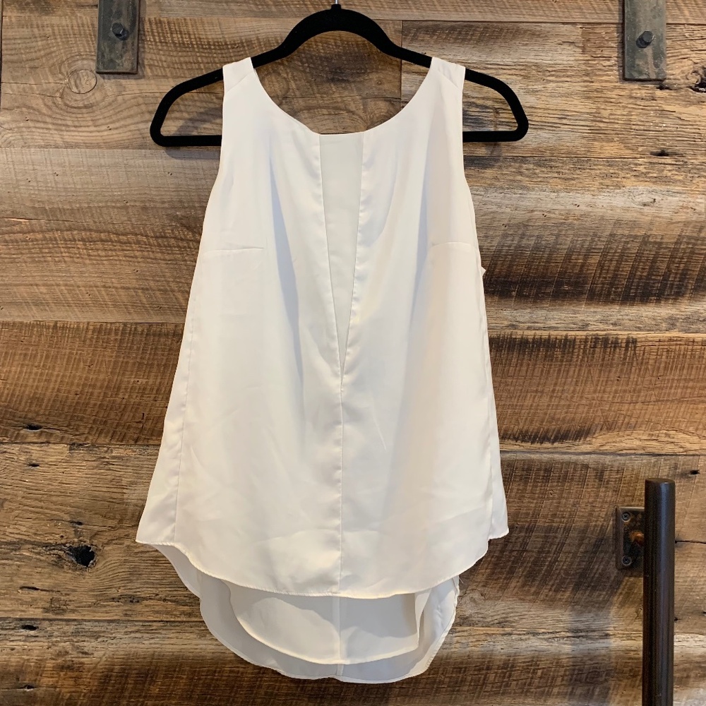 EUC - Apt. 9 - Sleeveless Blouse - Ivory - Medium